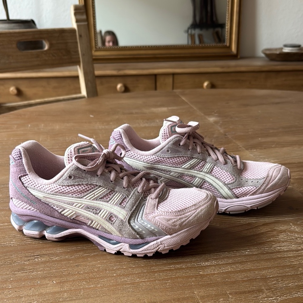ASICS Women's Gel Kayano 14
